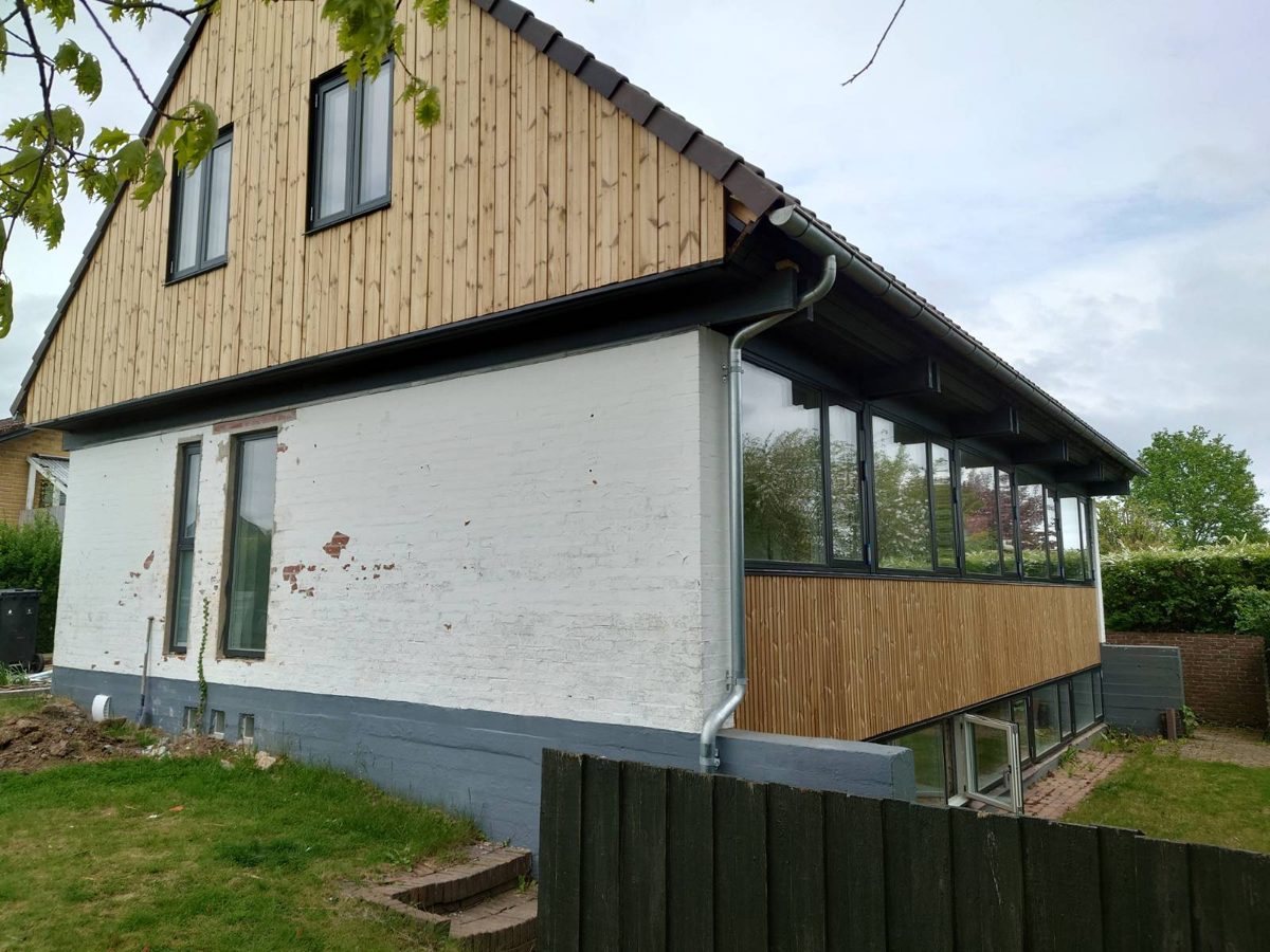 Fra et tag- og facadeprojekt hos Larsson Tømrer og Anlæg
